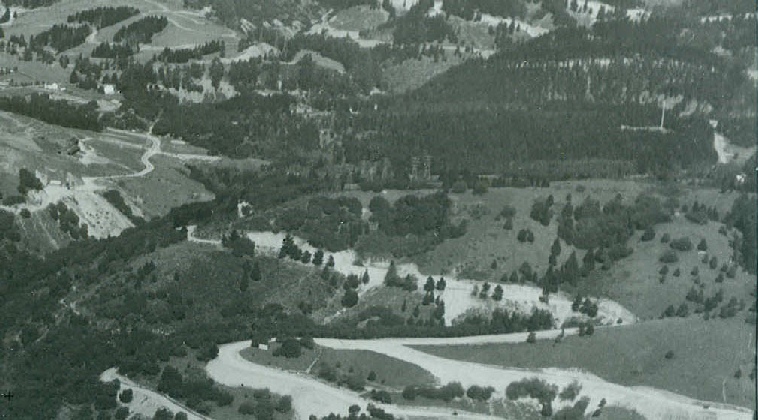 Location of Upper Dimond Week-end camp from 1926.  In this image you can see the flag pole from Camp Dimond